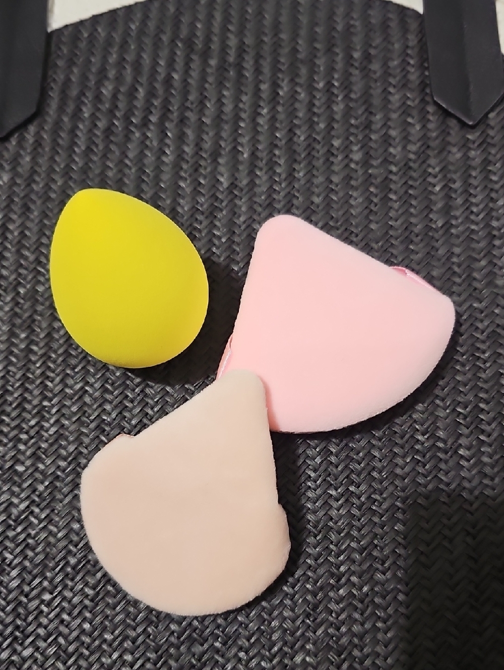 Makeup Blending Sponge & Face Puff Set - Yellow, Pink, Beige